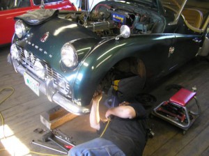 John strips out a TR3 front suspension