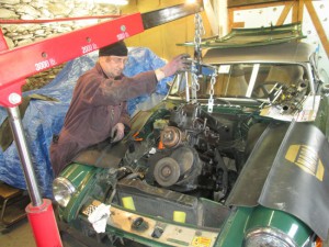Steve hauls the engine out of an MGB