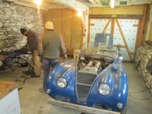 Pulling down an XK 140