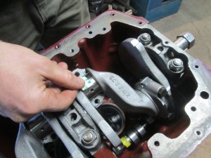 checking bearing clearances with plastigage